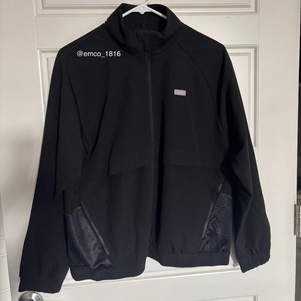 FIGS Sydney Scrub Jacket, Black, Size M